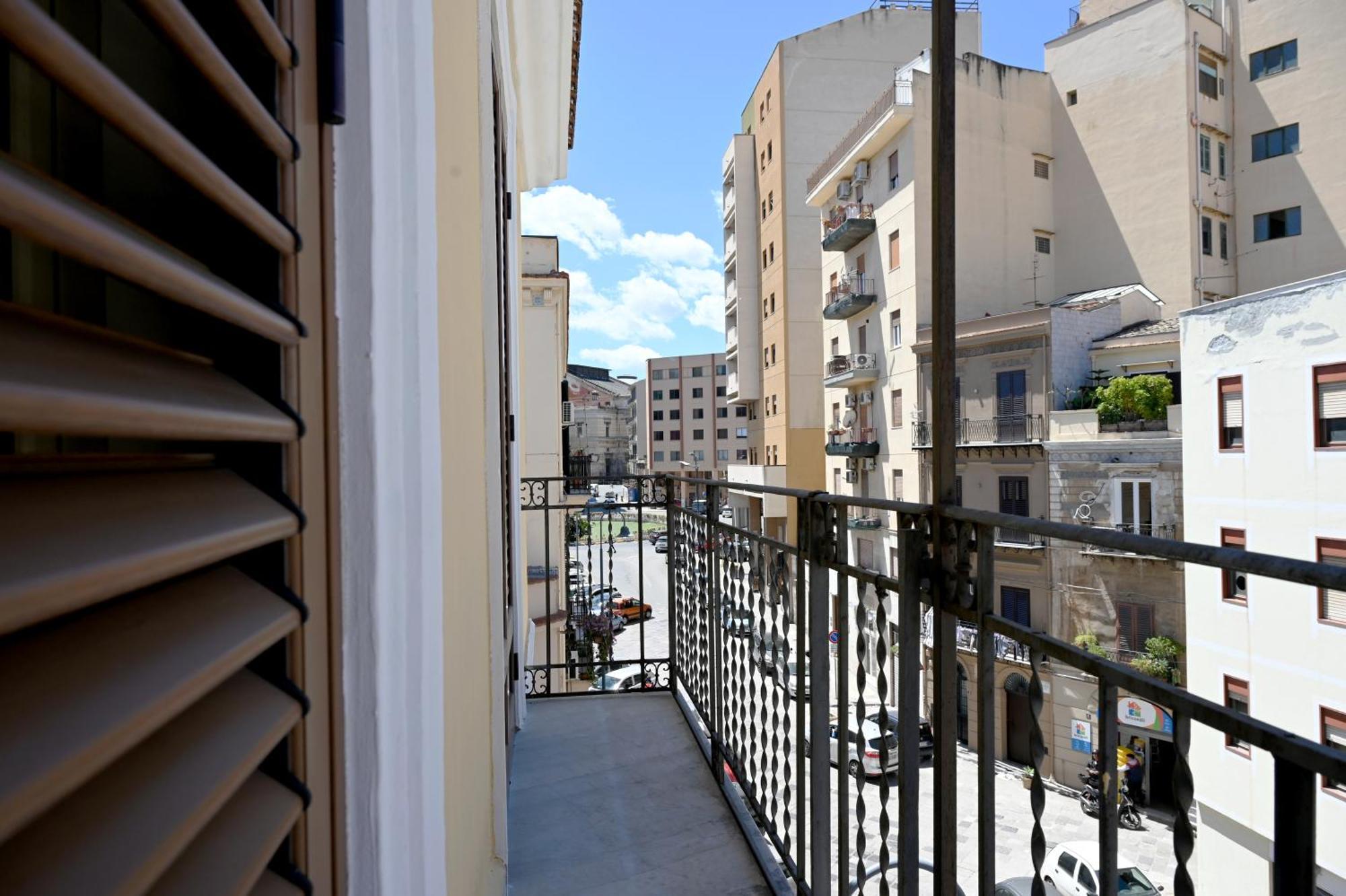 Politeama Theater Apartments - Palermo — Photos 3